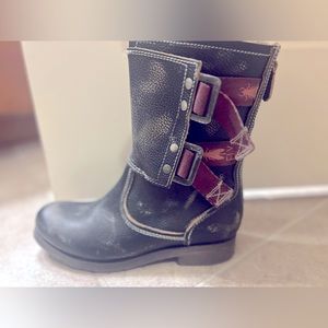 Fly London Boots Size 7